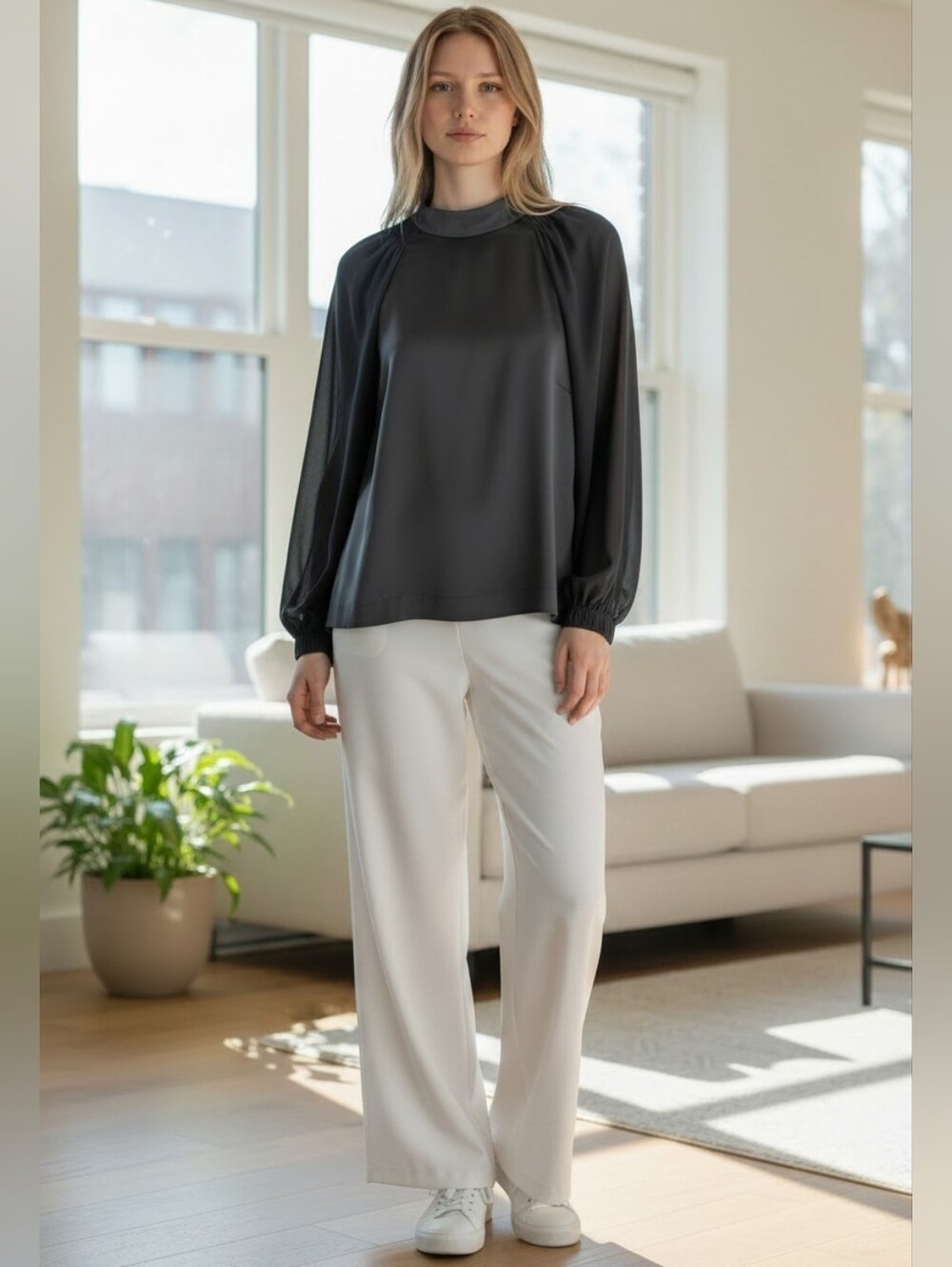 8 By Yoox Made In Italy Black Long-Sleeve Mock Neck Blouse